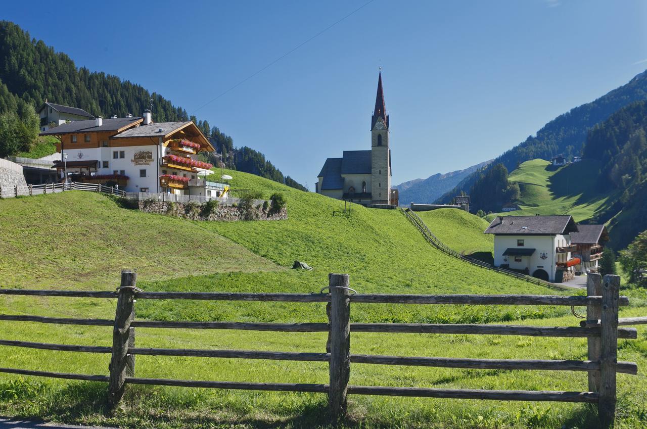 Gasthof Trausberg Corvara in Passiria Buitenkant foto